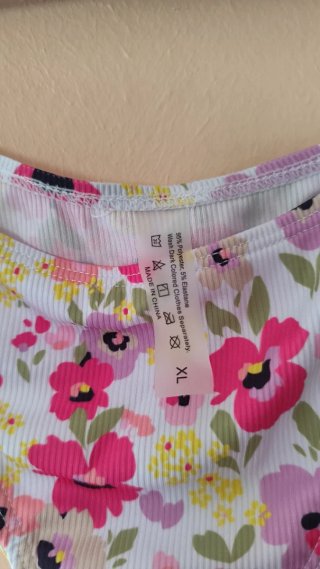 Bikini floral rosa y blanco Talla XL