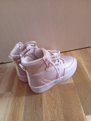 Botas rosas altas