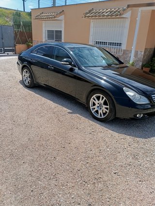 Mercedes cls 320 4 puertas 2008