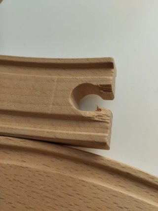 Tren de madera Hape + Vias extras