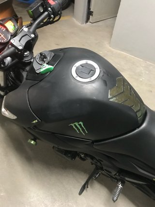 Suzuki GSR 600