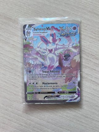 Sylveon VMAX Carta Pokémon
