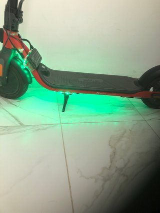 Patinete eléctrico Ninebot como nuevo