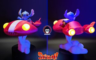 Figura Stitch en Nave Espacial 3D