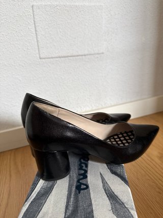 Zapatos de salón Zara negros