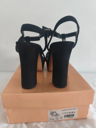 Sandalias de tacón negras talla 38