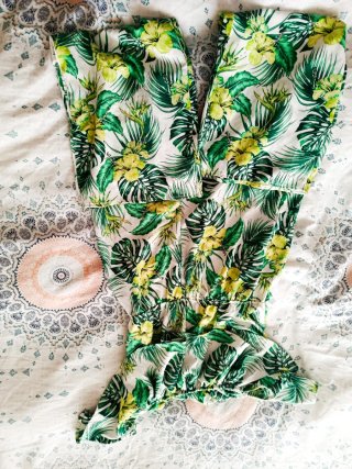 Mono estampado tropical talla 10