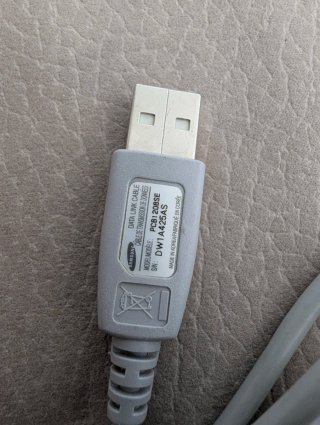 Cavo Samsung originale per dispositi 3G vintage