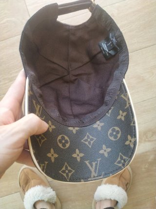 Gorra Louis Vuitton Negra y Marrón