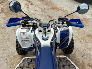 Suzuki LTZ 400 Quad Azul y Blanco