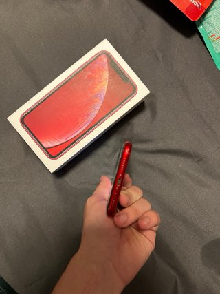 iPhone XR 128GB Rojo