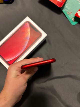 iPhone XR 128GB Rojo