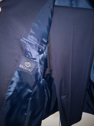 Completo uomo blu Fellini