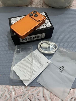 Mini Cellulare Arancione