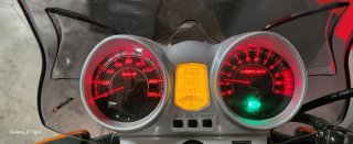 Honda CBF 250 Naked Roja y Negra