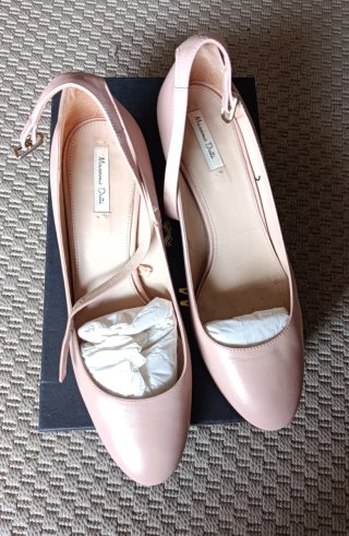 Zapatos Massimo Dutti tacón ancho pulsera rosa