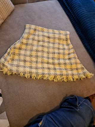 Falda Zara Talla M Tartán Flecos