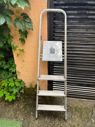 Escalera metálica