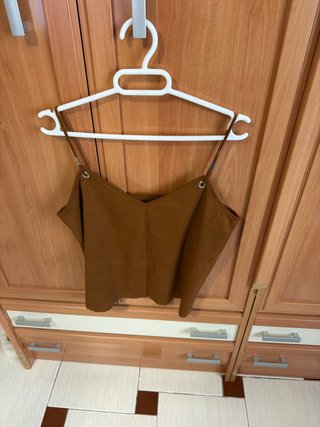 Blusa marrón tirantes