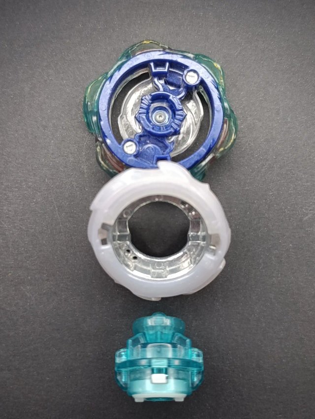 Beyblade Burst Takara Tomy Jinnius + Lanzador