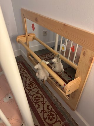 Espejo Montessori Madera con Juguetes