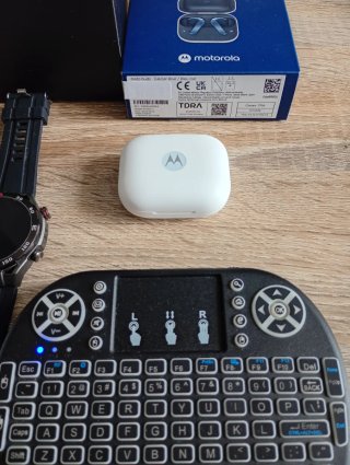 Smartwatch 4g-Mouse wireless-moto buds- tastiera