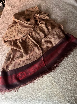 Bufanda Gucci Marrón y Roja