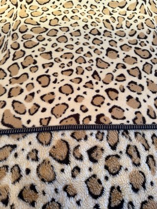 Manta con estampado de leopardo