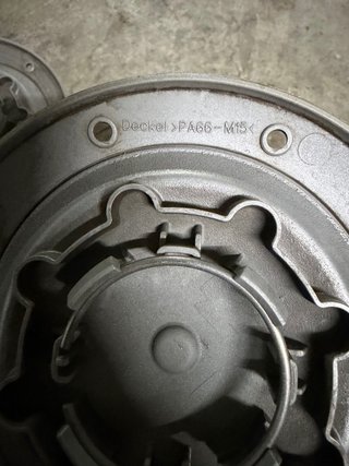 Tapacubos Originales VW Golf 5 (4 unidades)
