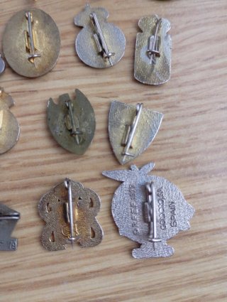 14 Insignias Pins Fútbol de aguja