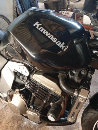 Kawasaki Z750 Negra
