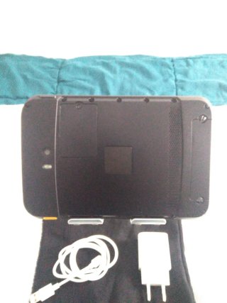 Tablet Amobile Negra + 4 Juegos