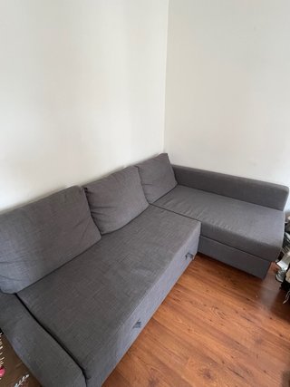 Sofá Cama Gris FRIHETEN IKEA.