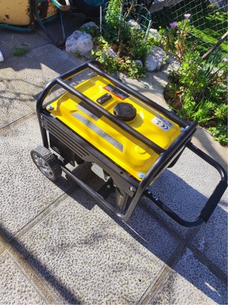 Generador MG3300E