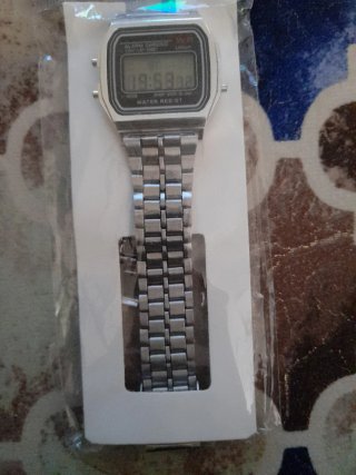 Reloj Digital Plata