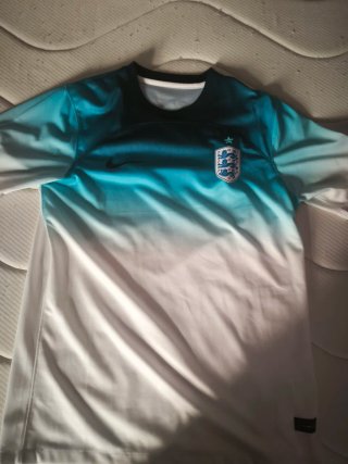 Camiseta Nike Inglaterra Futbol Azul y Blanca