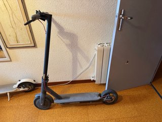 Patinetes eléctricos y bicicleta