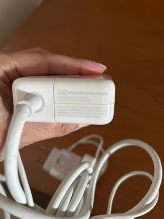 Cargador Apple MacBook 13