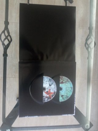 Barricada - La Tierra Está Sorda CD