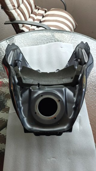 Depósito Gasolina Yamaha MT09 2025 Dañado