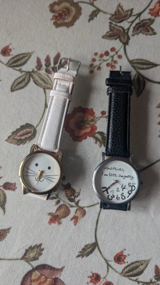 2 Relojes Originales Blanco y Negro