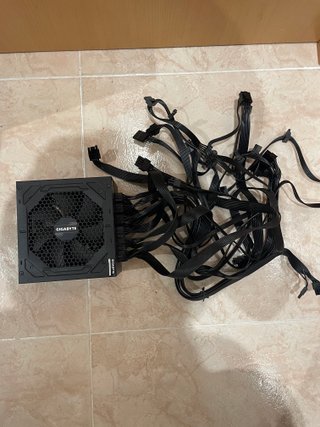 Fuente Alimentación Gigabyte 1000W 80+ Gold