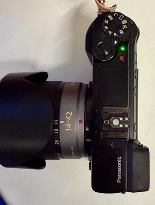 Panasonic Lumix GX80 + Obiettivo 14-42