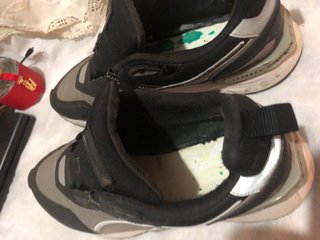 Zapatillas Puma Negras y Grises