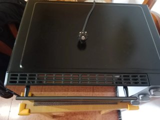 Horno negro con grill