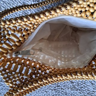 Bolso artesanal cuentas madera natural