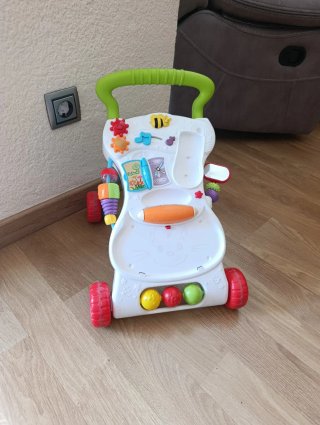 Parque infantil Brevi con accesorios