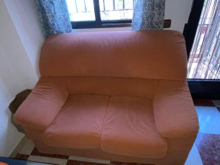 Sofá de 2 plazas naranja claro