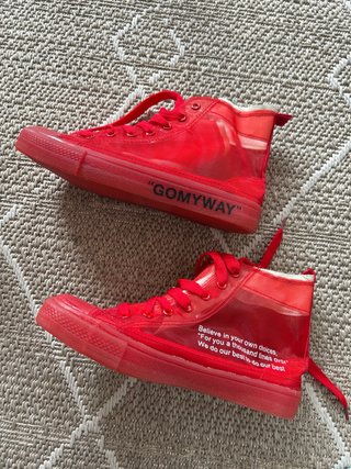 Zapatillas Rojas Transparente