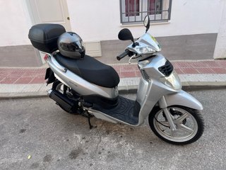 Moto SYM HD125 Plata